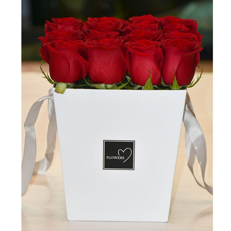 Red Roses in a Box 16pcs