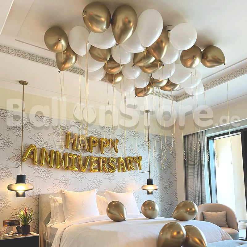 Anniversary Small Party Set-Up 1 - White & Gold 30Helium & Banner