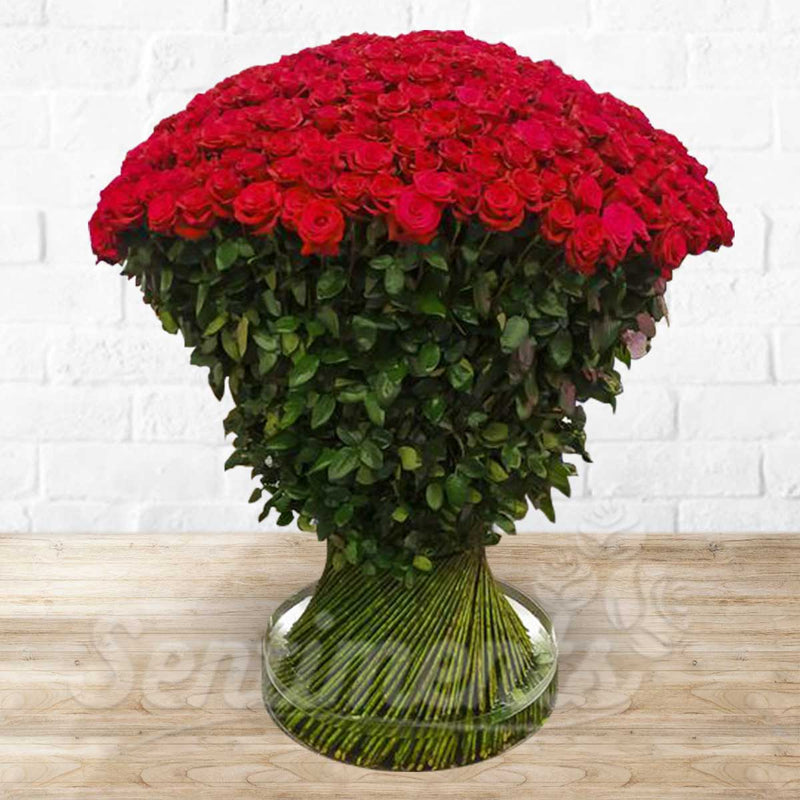 VIP LONG STEM - Luxurious Big Red Roses Hand Bouquet - PRE ORDER - 5-7