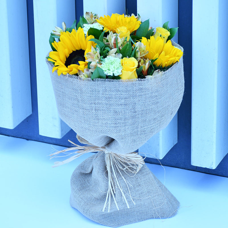 Sunny Sunshine SunFlower Fresh Flower Hand Bouquet
